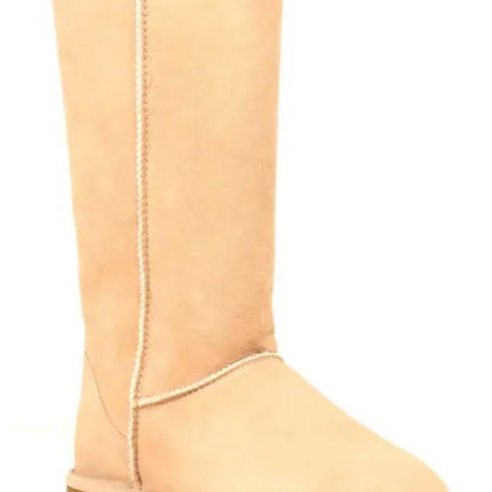 UGG Women's Classic Tan Winter Boots